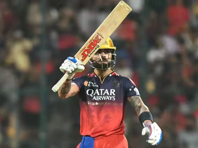 Virat Kohli batting during RCB vs RR match in IPL 2025 at M. Chinnaswamy Stadium