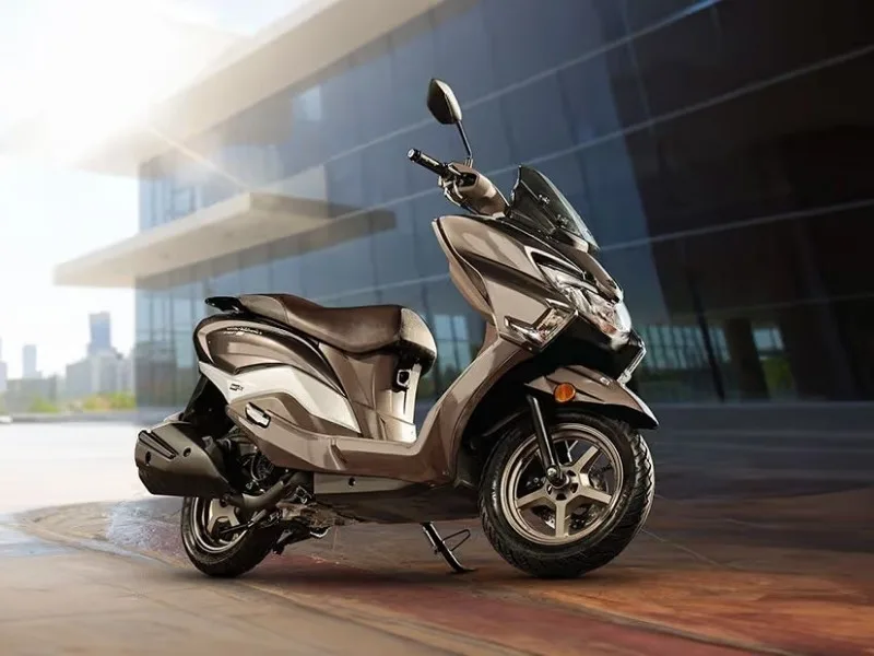 Suzuki Burgman Electric digital display with Bluetooth