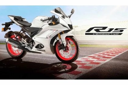 Yamaha R15 V4 sports bike in 2025 colors