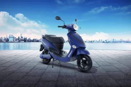 Hero Electric AE-8 with neo-retro electric scooter design