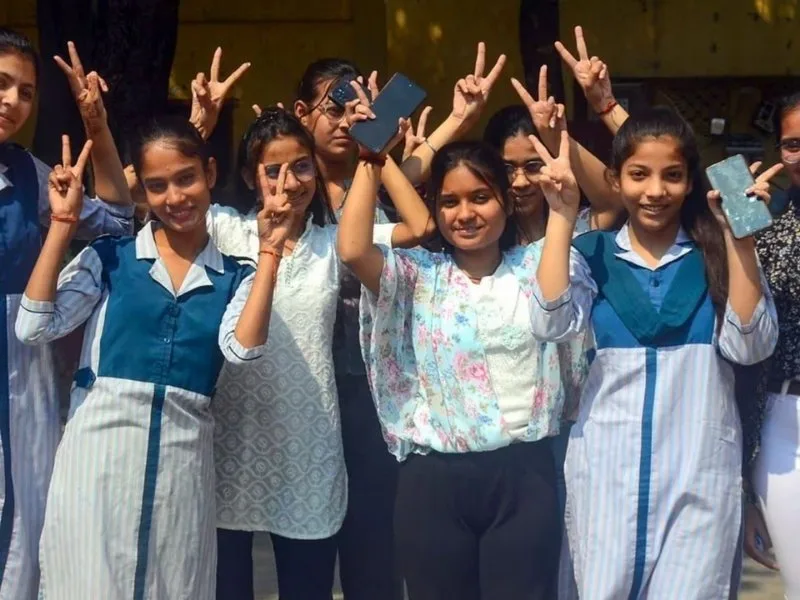 CBSE Class 12 marksheet download page on official website for Vijayawada region students in 2025