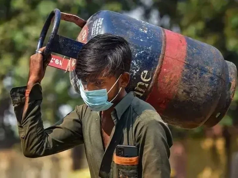 Commercial LPG Price Drop Benefits 2025