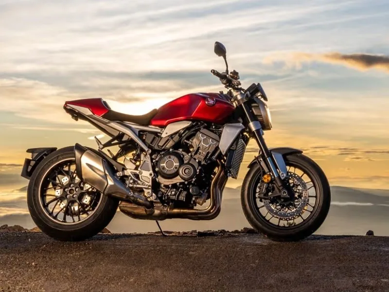 Honda CB1000R Plus TFT instrument cluster