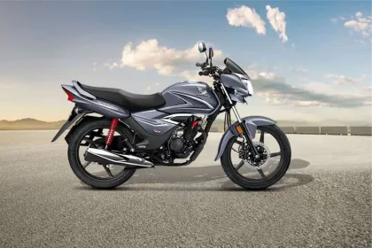 Honda Shine commuter bike with chrome headlight