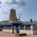 Devotees at Kanipakam Sri Varasiddhi Vinayaka Temple booking VIP darshan tickets for 2025