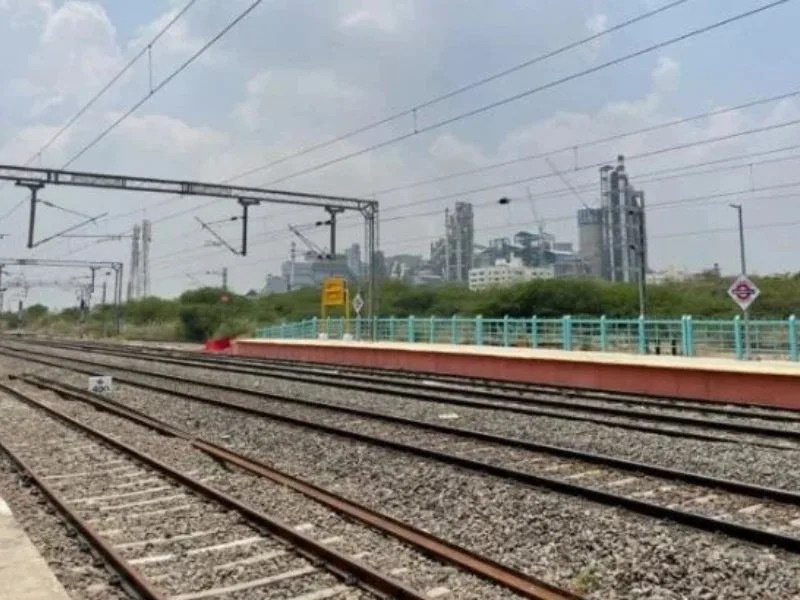 Iconic 3.2 km railway bridge over Krishna river for Amaravati railway project