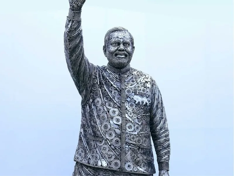 Tenali sculptors’ iron scrap artworks, including NTR statue, at Amaravati relaunch in 2025