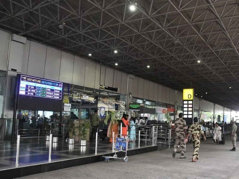 Crowded check-in area at Visakhapatnam airport reflecting double-digit passenger growth
