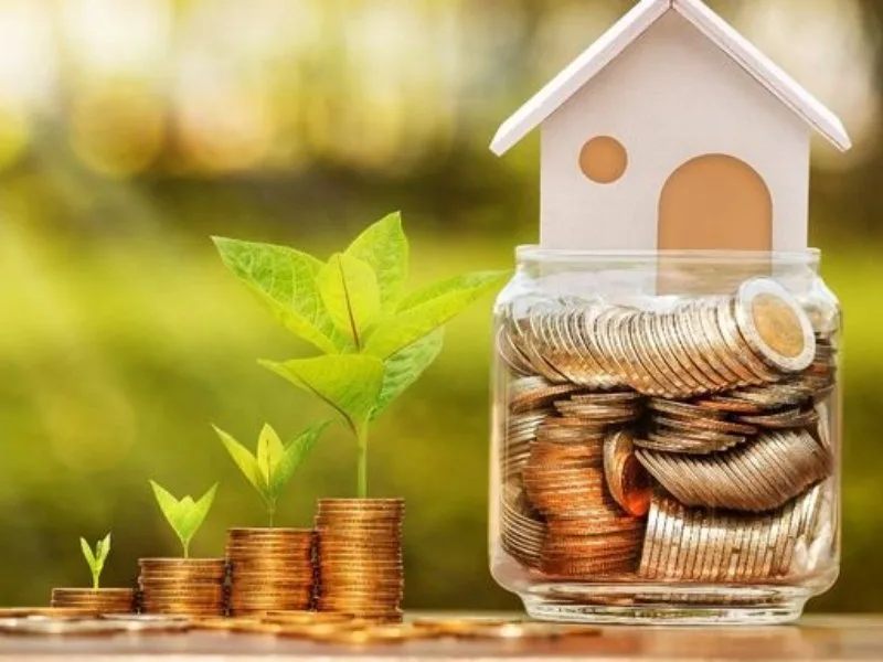Morning routine with financial apps for wealth building, India 2025