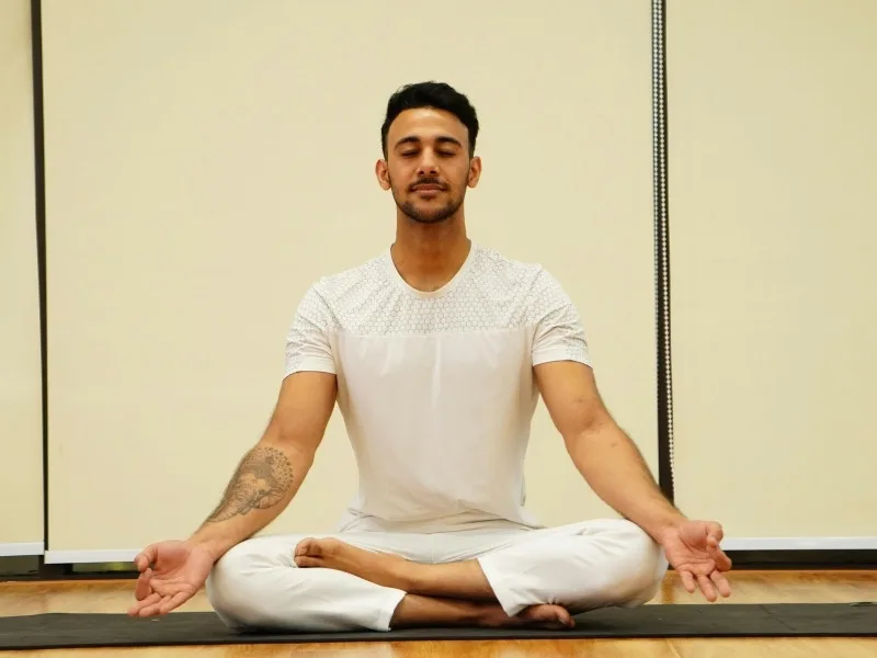 Yoga flow workout in morning without gym equipment, 2025