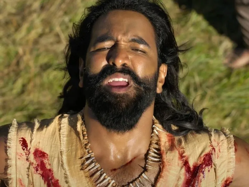Promotional poster of Kannappa featuring Akshay Kumar, Prabhas, and Mohanlal in 2025