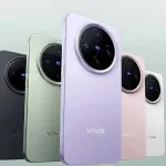 Vivo X200 FE smartphone in Blue color showcased in a tech store in India in 2025