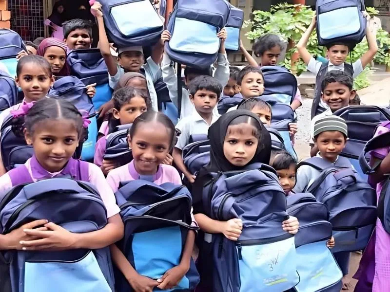 Sarvepalli Radhakrishnan Vidya Mitra kits distributed to AP students in 2025