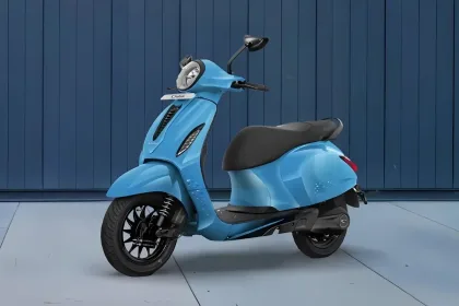 Bajaj Chetak 3001 electric scooter 2025 in red color on Andhra Pradesh street