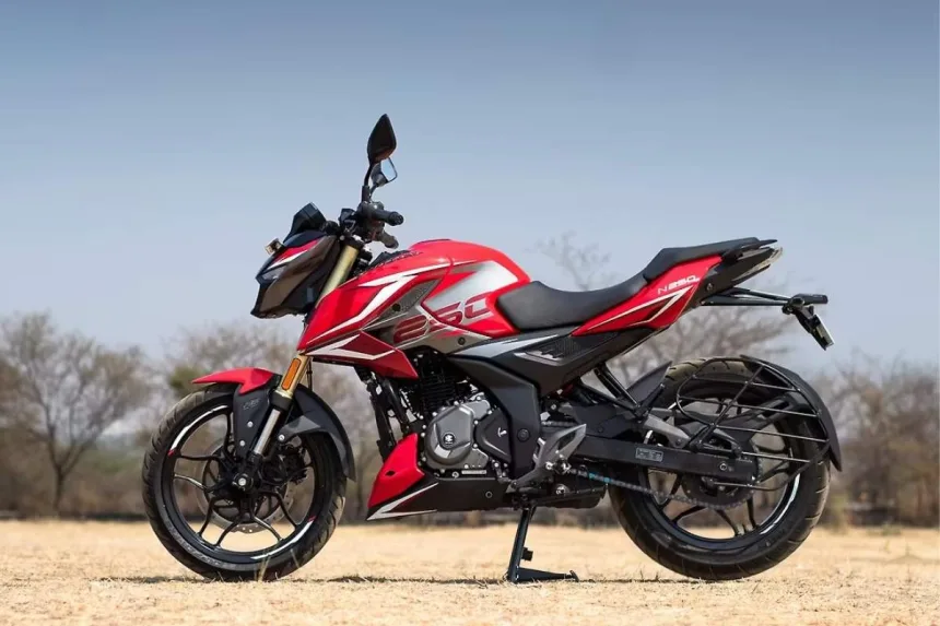Bajaj Pulsar N250 2025 in Black Thunder, showcasing aggressive streetfighter design with LED headlights for Indian riders