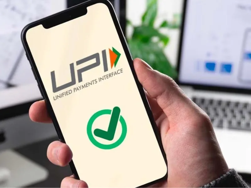 DIGIPIN system display at an India Post office, integrating with UPI payments for enhanced delivery by August 2025.