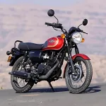Kawasaki W175 retro bike 2025 in ebony black on Andhra Pradesh street