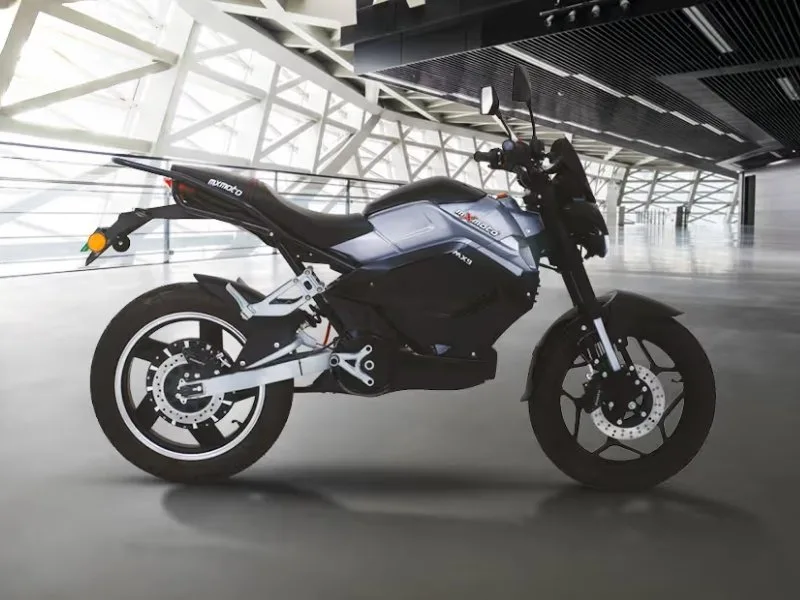Digital instrument cluster of MX Moto MX9 electric bike 2025, enhancing sporty commuting experience