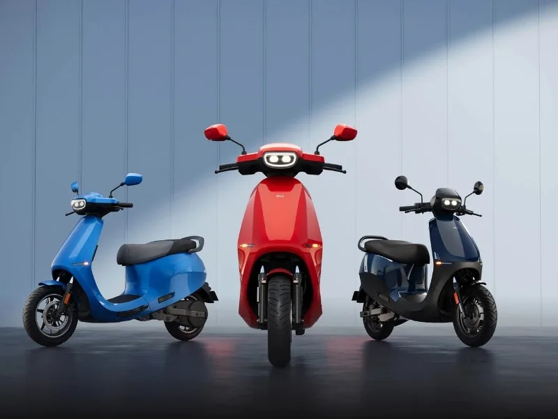 7-inch touchscreen display of Ola S1 Air electric scooter 2025, enhancing smart commuting experience