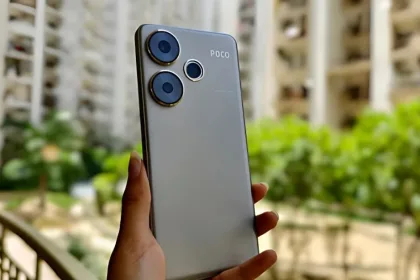 user with POCO F7 in Starlight White, India 2025