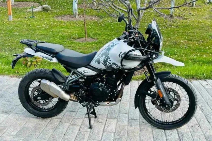 Royal Enfield Himalayan 452 2025 in Kaza Brown, showcasing rugged adventure design with 452cc engine for Indian riders