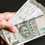 Rs. 500 notes displayed with RBI logo, confirming legal tender status in 2025 amid rumors.