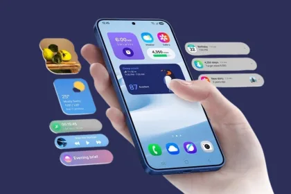 user exploring Samsung One UI 8 split-screen mode on Galaxy S25, India 2025