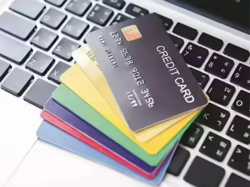SBI, HDFC, and Kotak Mahindra credit cards with new transaction fees and reward limits effective from July 2025.