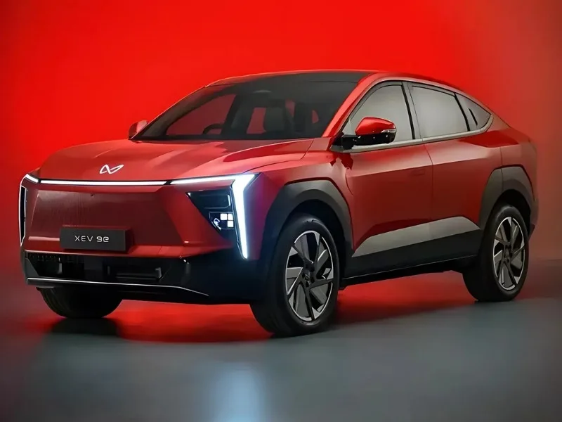 QLED touchscreen display of Tata Harrier EV 2025, enhancing premium electric SUV experience with 500 km range