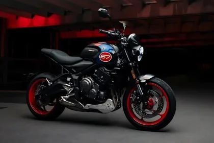 2025 Triumph Trident 660 Triple Tribute in tri-colour livery on Andhra Pradesh highway