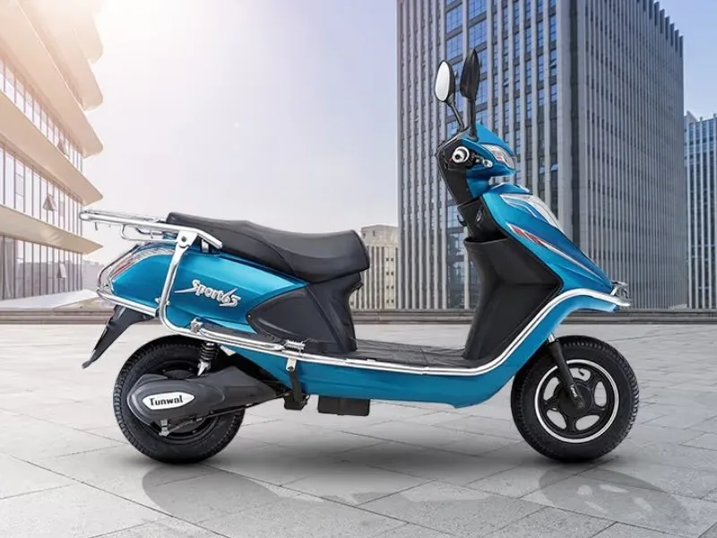 Tunwal Sport 63 48V electric scooter 2025 digital display with modern commuter