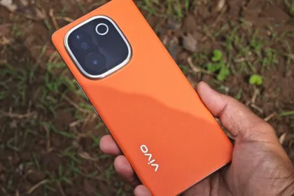 Vivo T3 Pro 5G in Sandstone Orange, available for Rs 21,999 during Flipkart Epic June Sale 2025 with exclusive offers.
