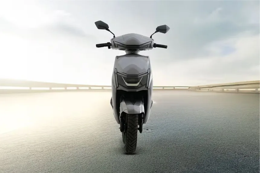 Warivo Edge electric scooter 2025 in white color on Andhra Pradesh street