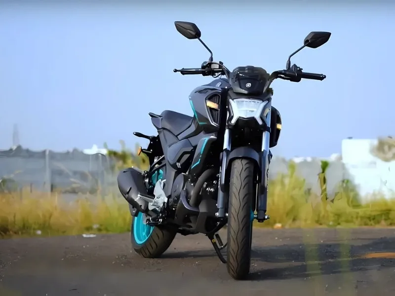 2025 Yamaha FZ Hybrid LCD display with Y-Connect Bluetooth features