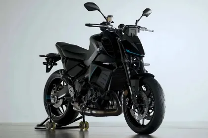 Yamaha XMAX Hybrid scooter 2025 in black color on Andhra Pradesh street