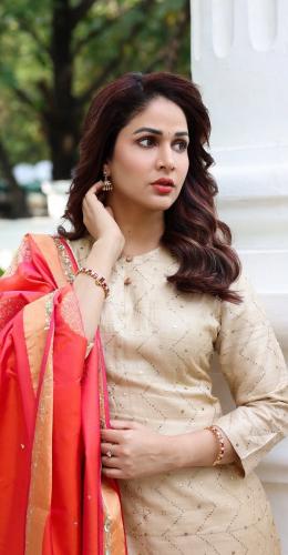 Lavanya-Tripathi-12